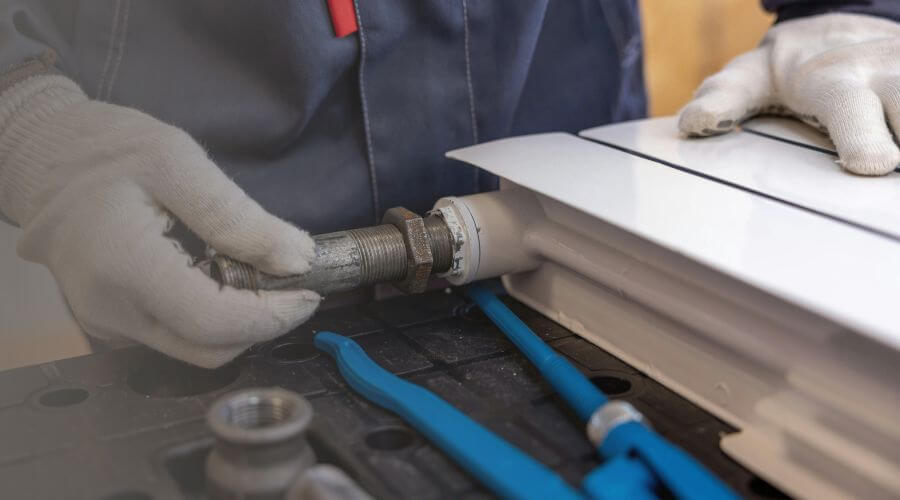Burst Pipe Repair in Meriden, IA